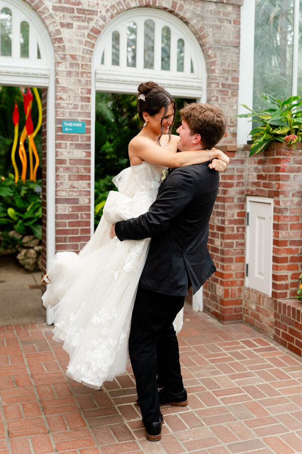 Bride and Groom Wedding Portrait at Phipps Conservatory Pittsburgh