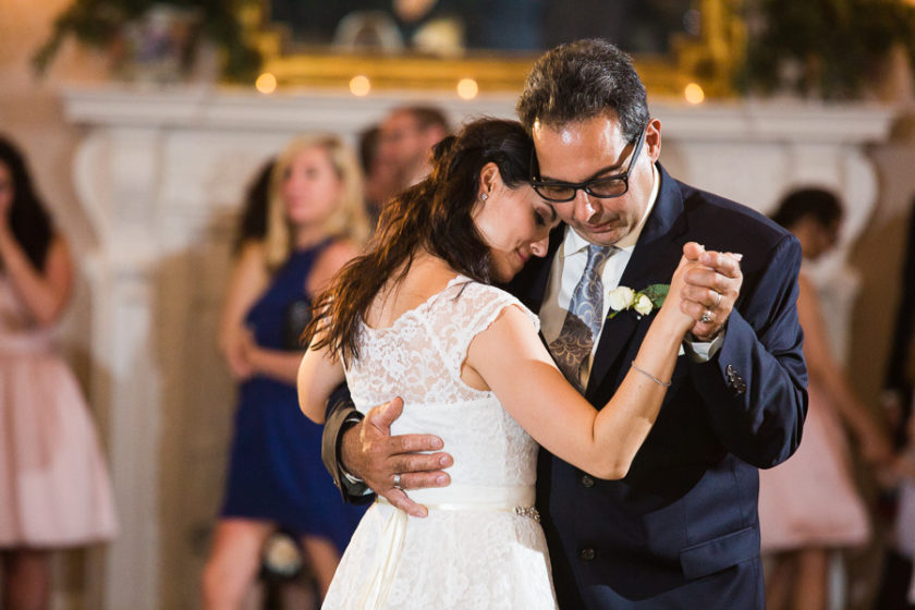 Father daughter dance at wedding