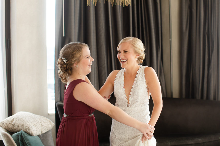 Bride and Bridesmaids Getting Ready at Renaissance Hotel Pittsburgh