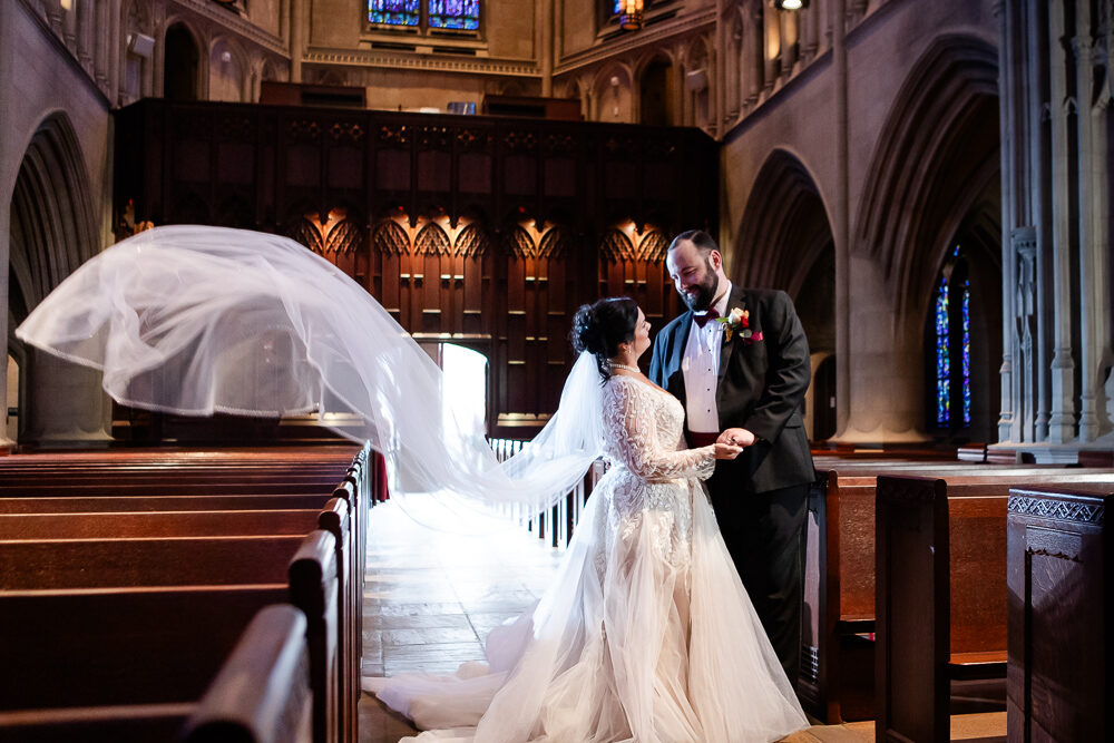 Madeline & Stephen’s Wedding – Heinz Chapel, Phipps & The Urban Room at the Omni William Penn